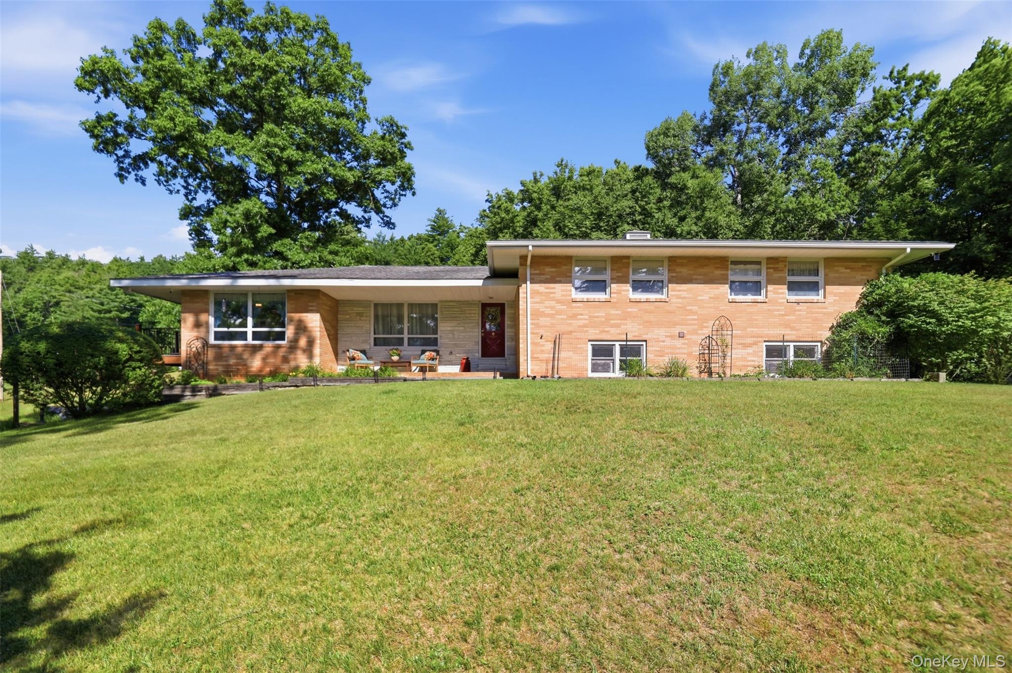 16 Buena Vista Point – For Sale