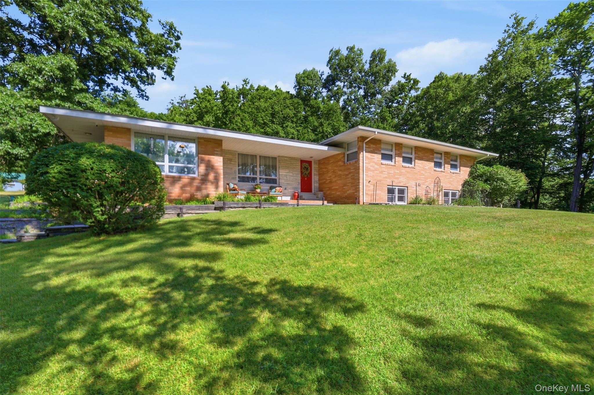 16 Buena Vista Point – For Sale photo 3
