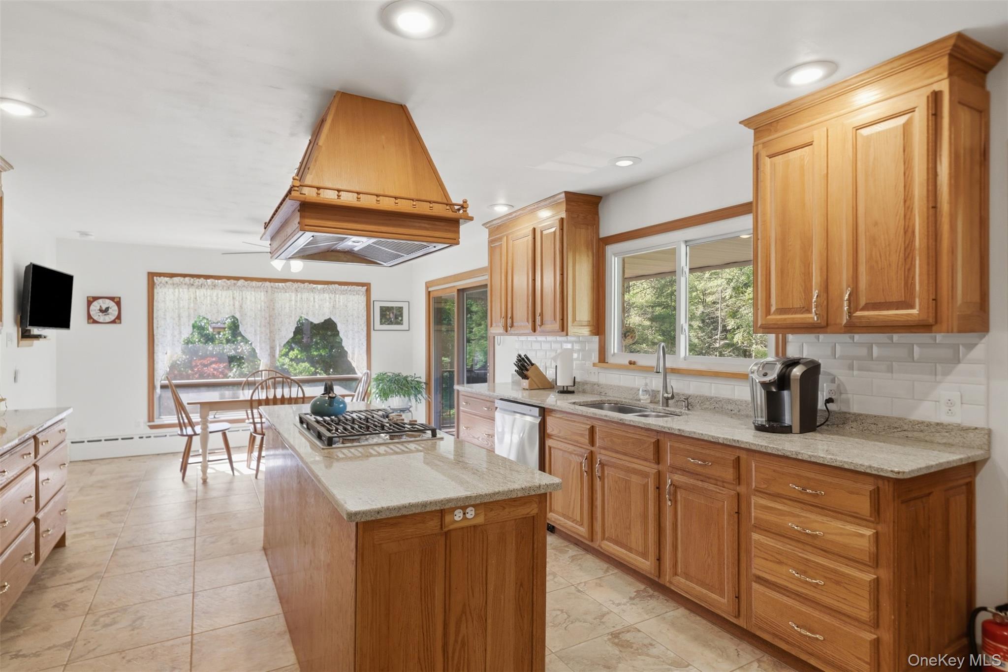 16 Buena Vista Point – For Sale photo 12