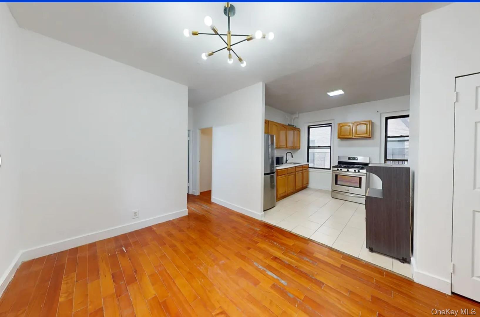 21-28 35 St, Unit 3G photo 5