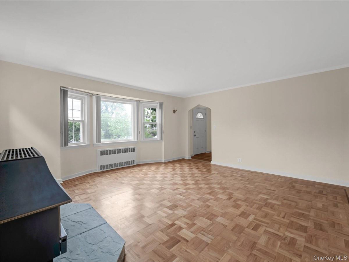 198 Canterbury – For Sale photo 2