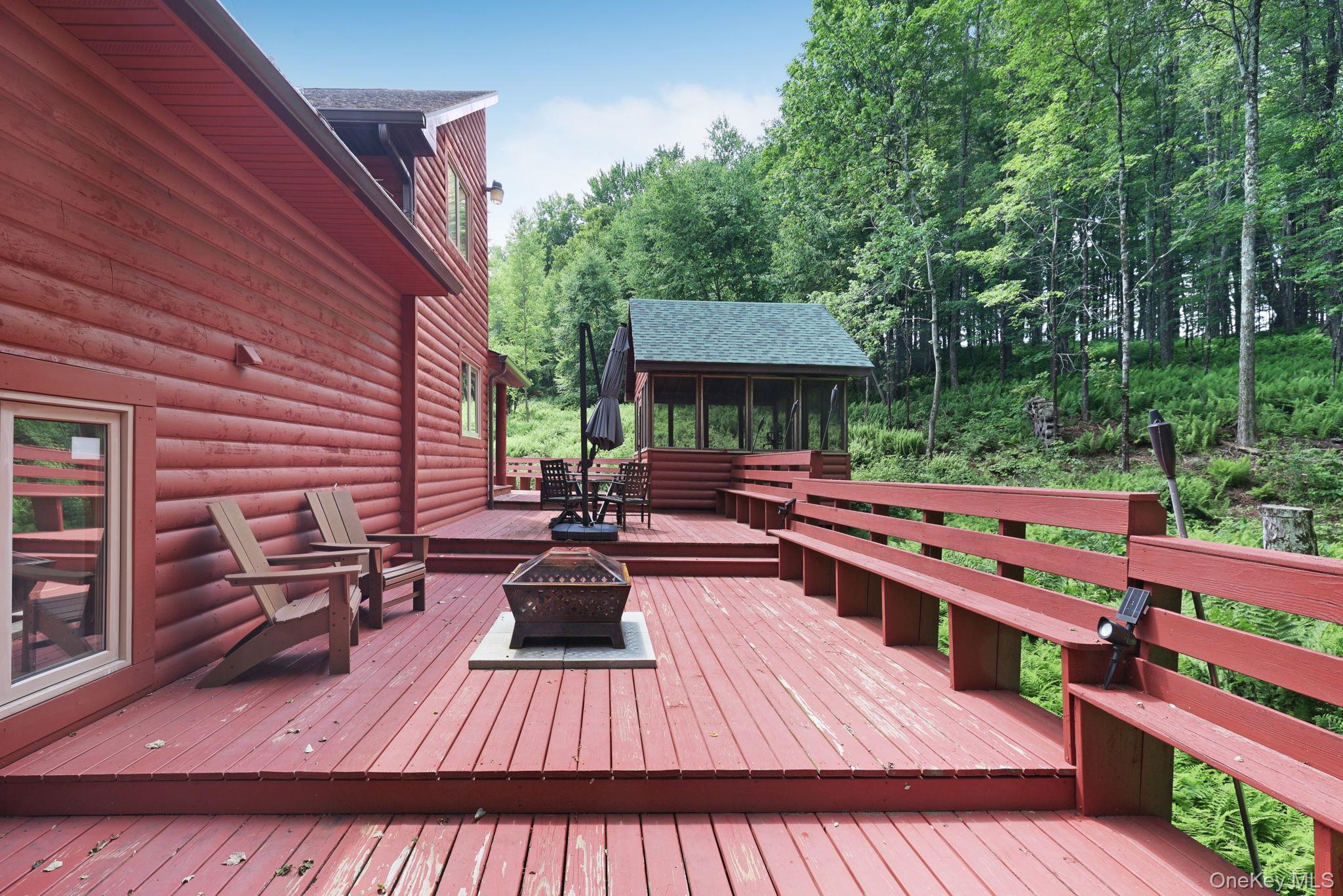 993 Hurd Road – For Sale photo 7