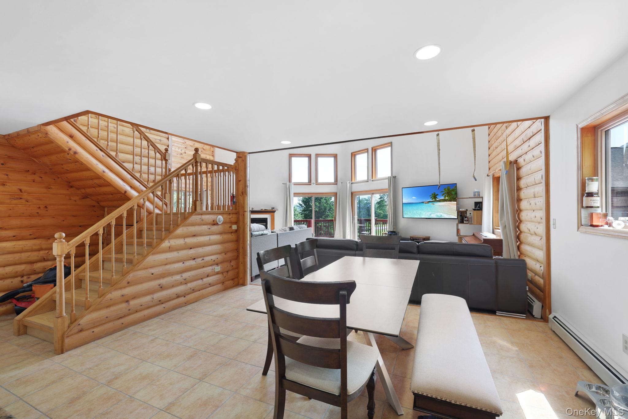 993 Hurd Road – For Sale photo 12