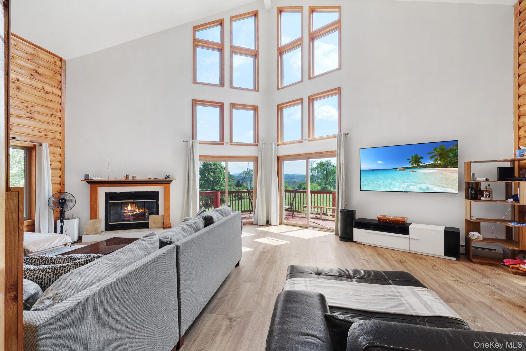 993 Hurd Road – For Sale photo 14