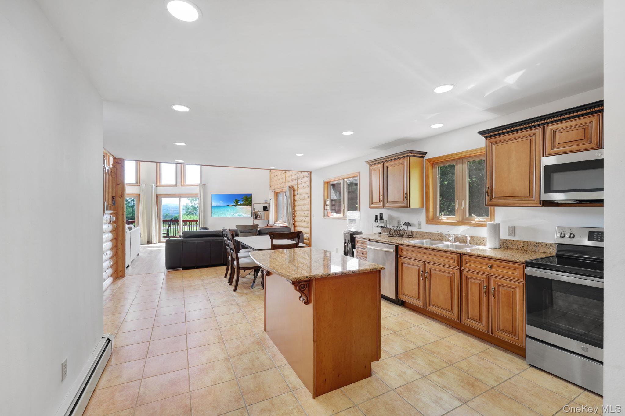 993 Hurd Road – For Sale photo 8