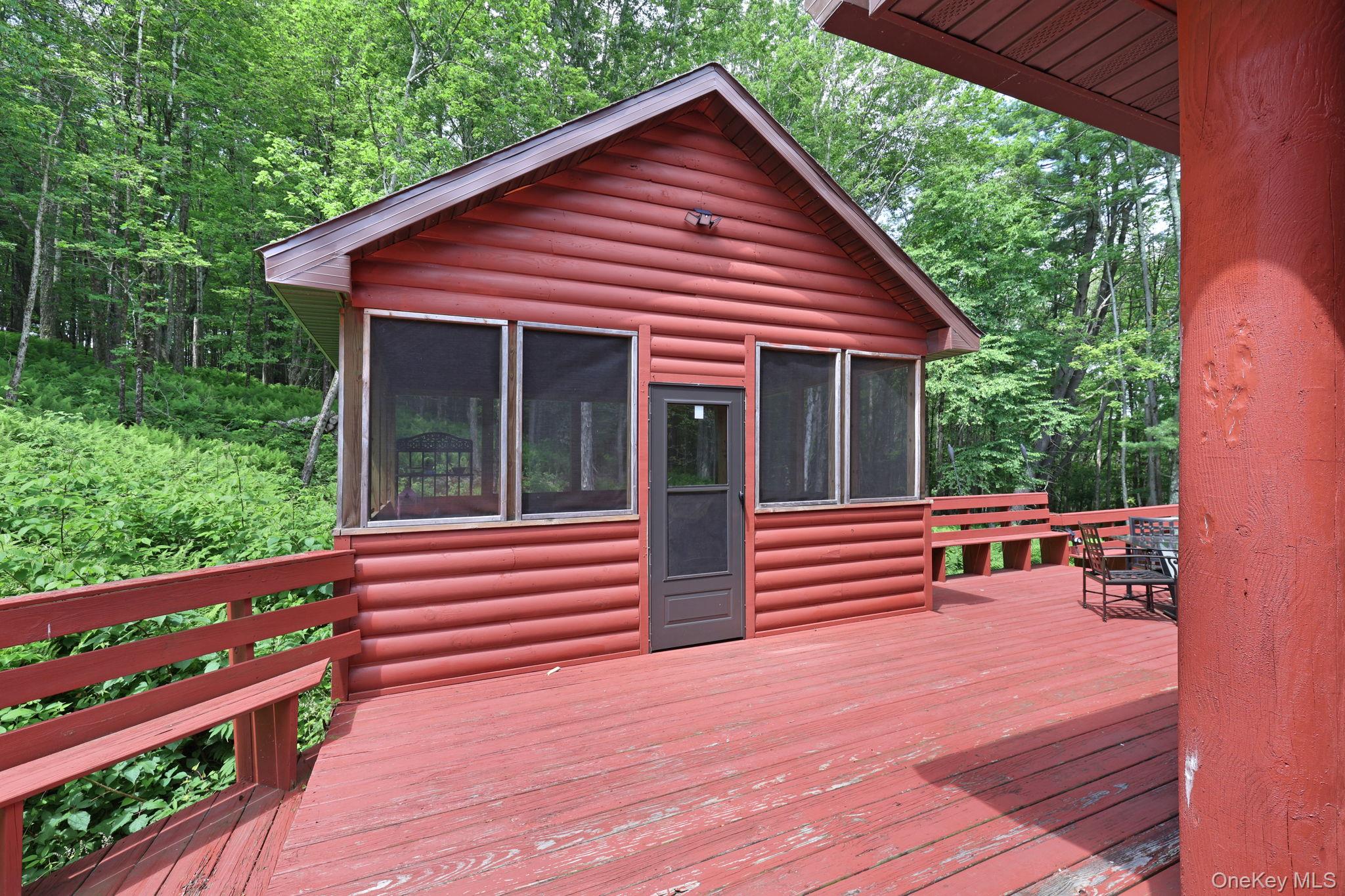 993 Hurd Road – For Sale photo 4