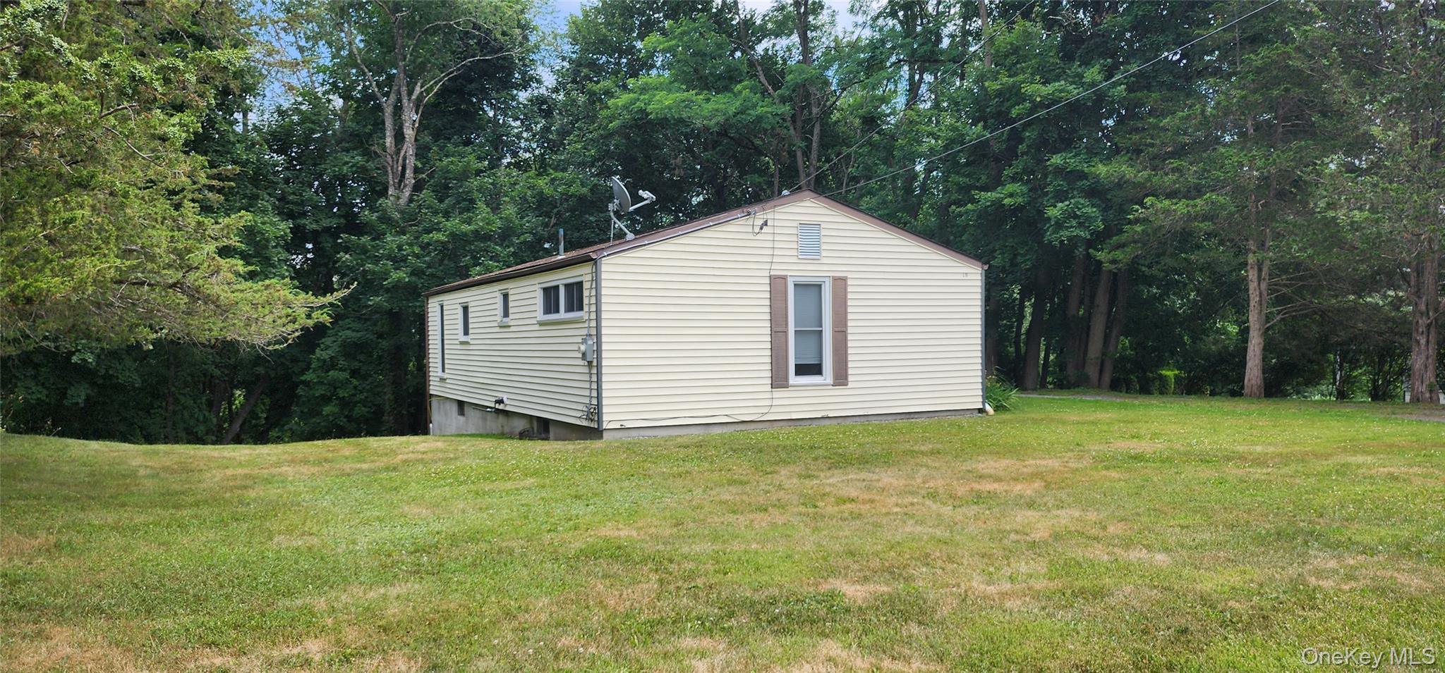 46 Gleason Boulevard – For Sale photo 41