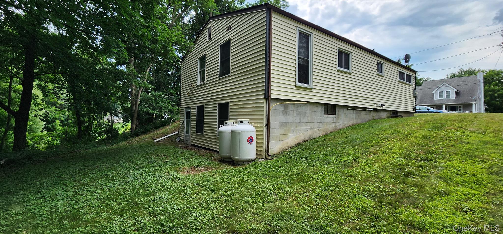 46 Gleason Boulevard – For Sale photo 9