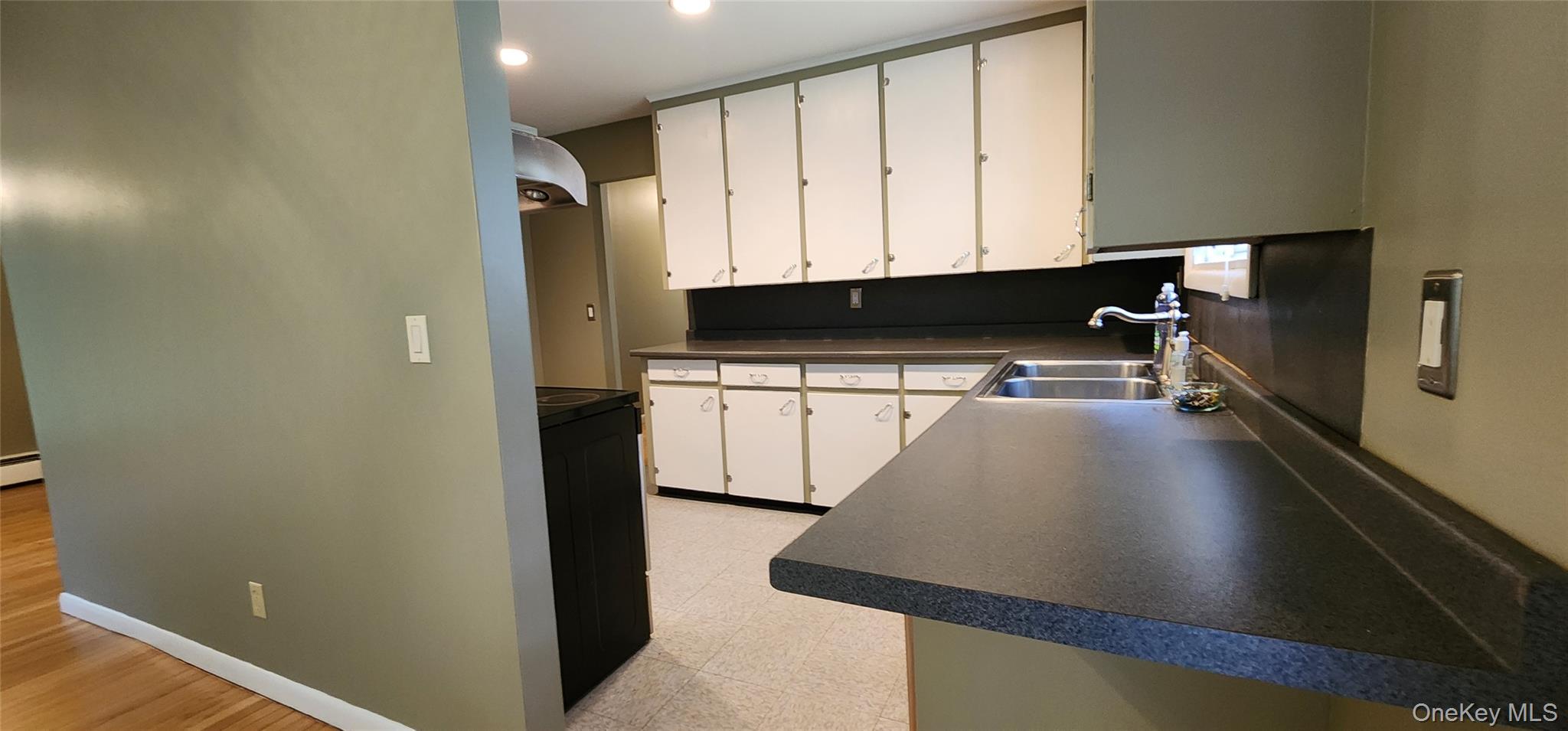 46 Gleason Boulevard – For Sale photo 19