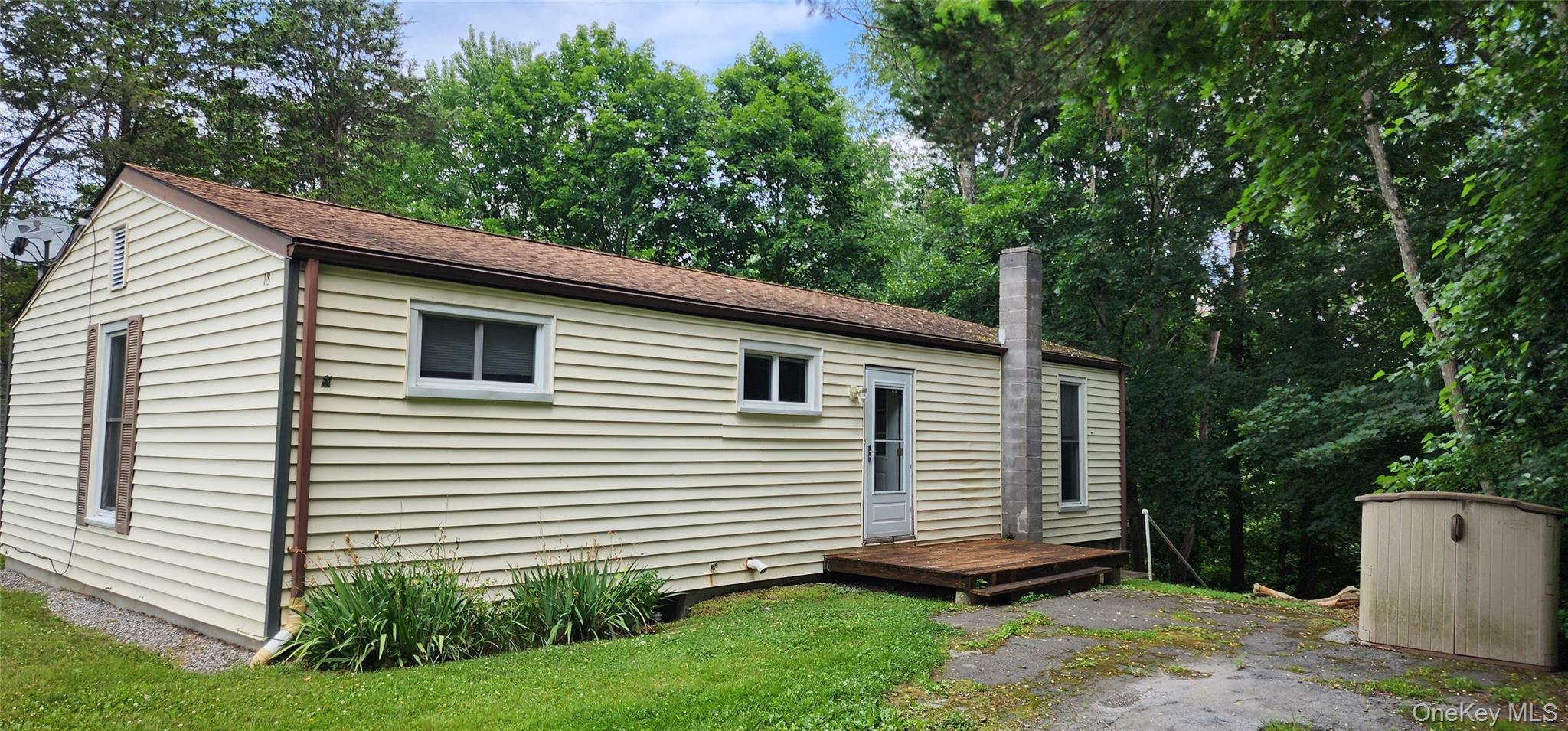 46 Gleason Boulevard – For Sale photo 3