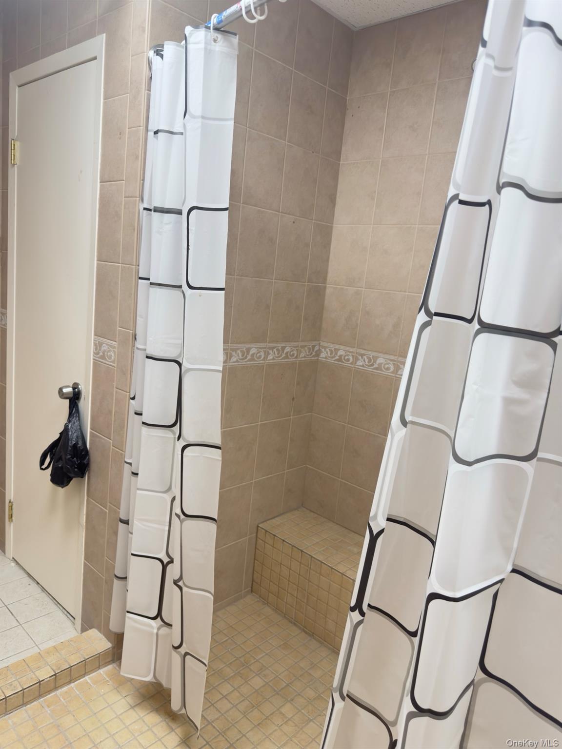 45-19 162 St – For Rent photo 5