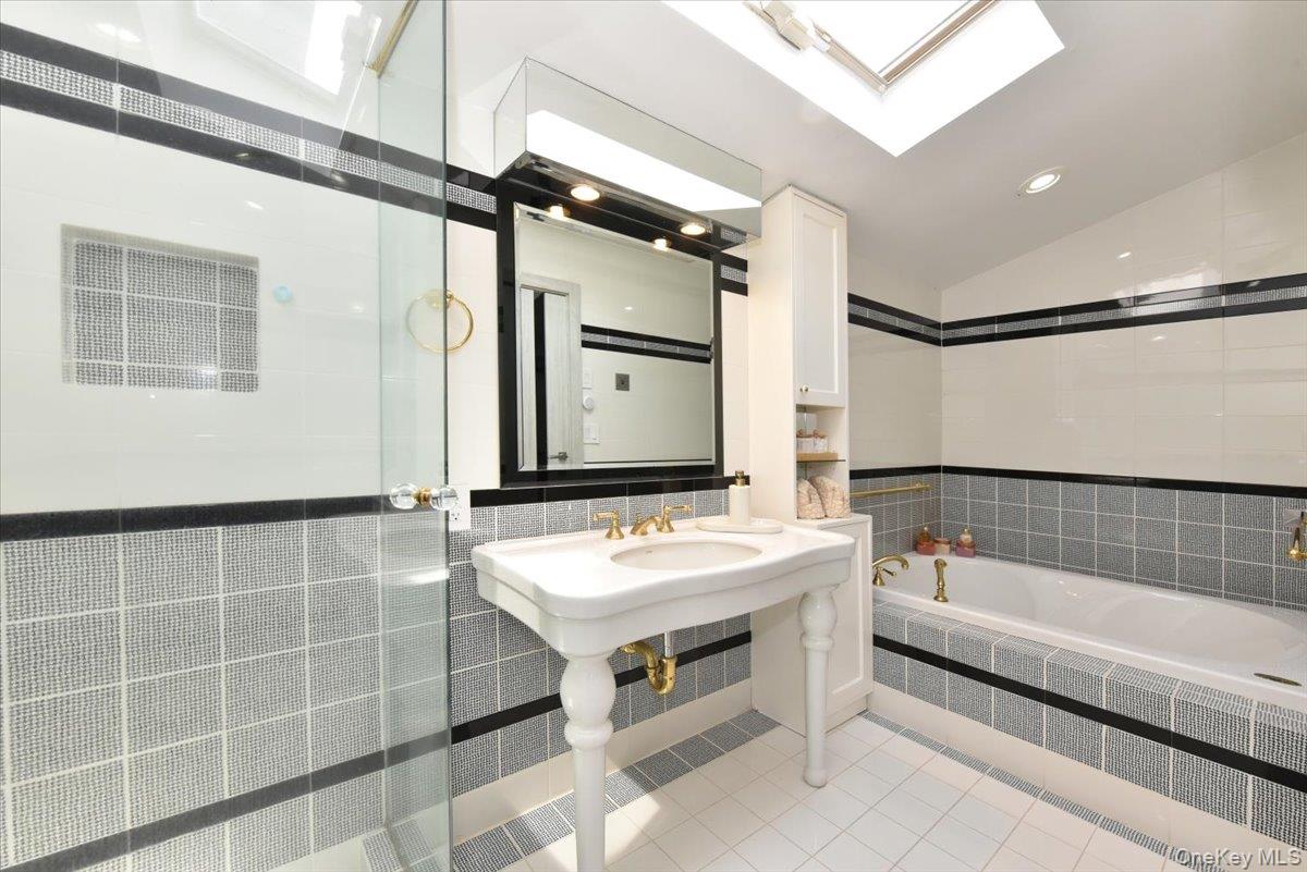 345 Heather Lane – For Sale photo 40
