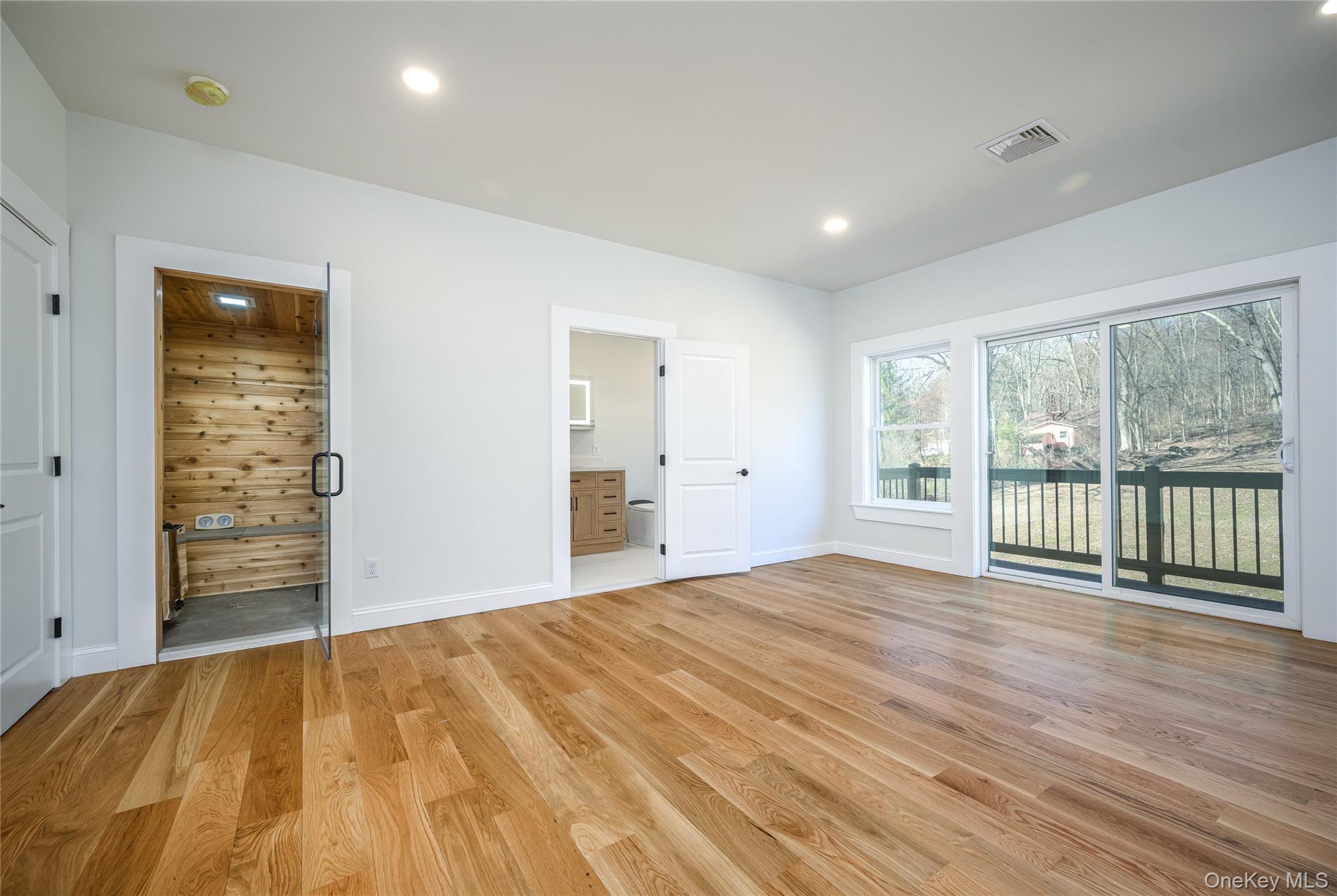 133 W Mombasha Road – For Sale photo 28