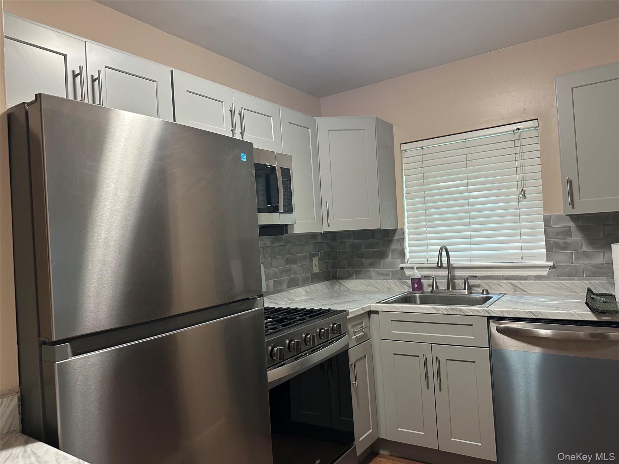11 Lexington Hill, Unit 8 photo 5