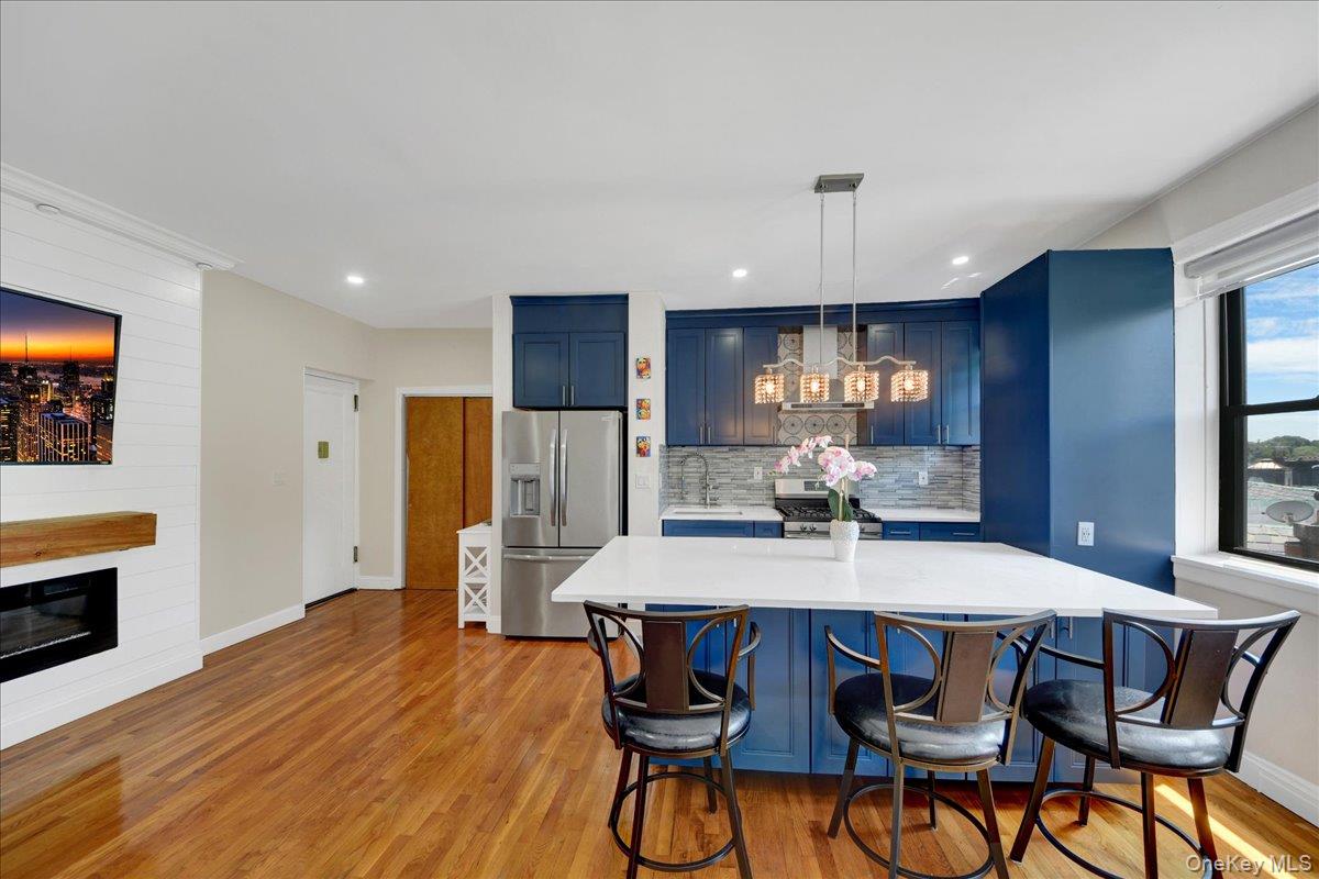 4784 Boston Post Road, Unit B43 photo 2