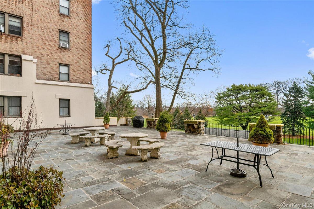 4784 Boston Post Road, Unit B43 photo 17