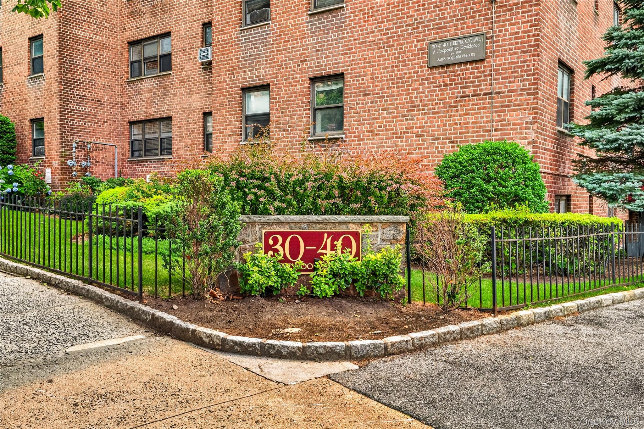 30 Fleetwood Avenue, Unit 4F photo 2
