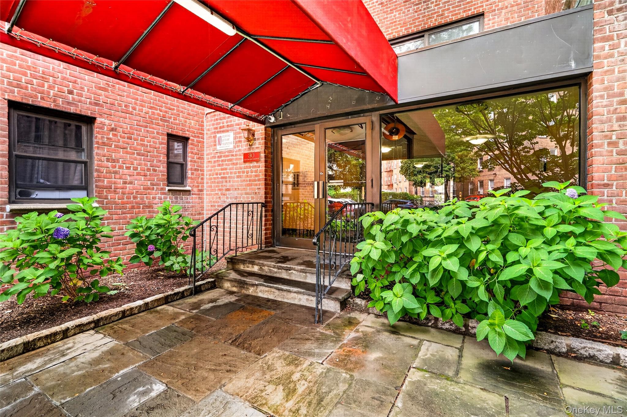 30 Fleetwood Avenue, Unit 4F photo 4
