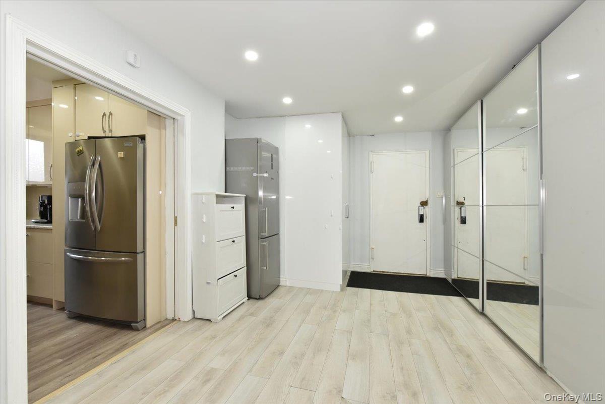 2680 E 19th Street, Unit 2S photo 5