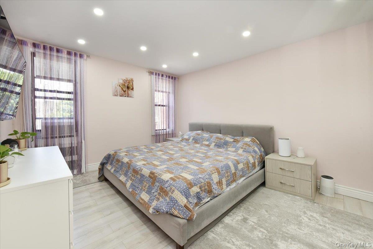 2680 E 19th Street, Unit 2S photo 23