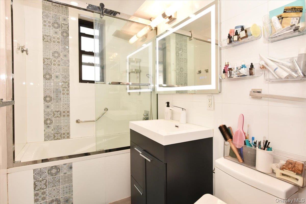 2680 E 19th Street, Unit 2S photo 27