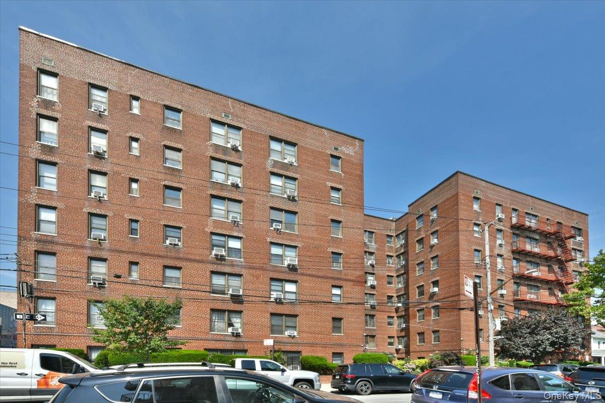 2680 E 19th Street, Unit 2S