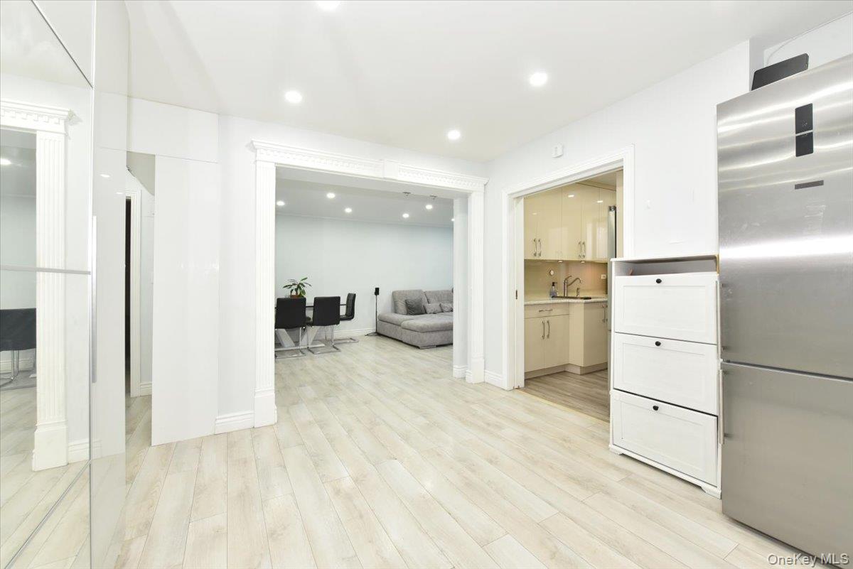 2680 E 19th Street, Unit 2S photo 8
