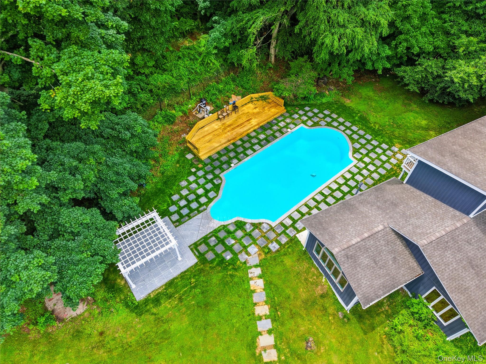 12 E Mount Airy Road – For Sale photo 41