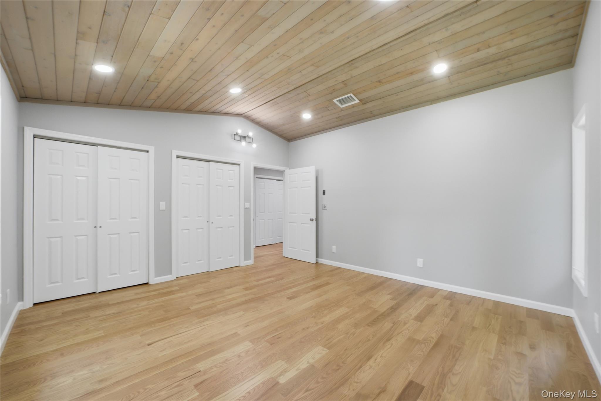 12 E Mount Airy Road – For Sale photo 32