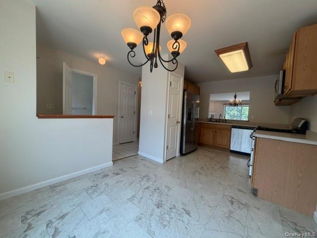 1403 Scarborough Drive – For Rent photo 4