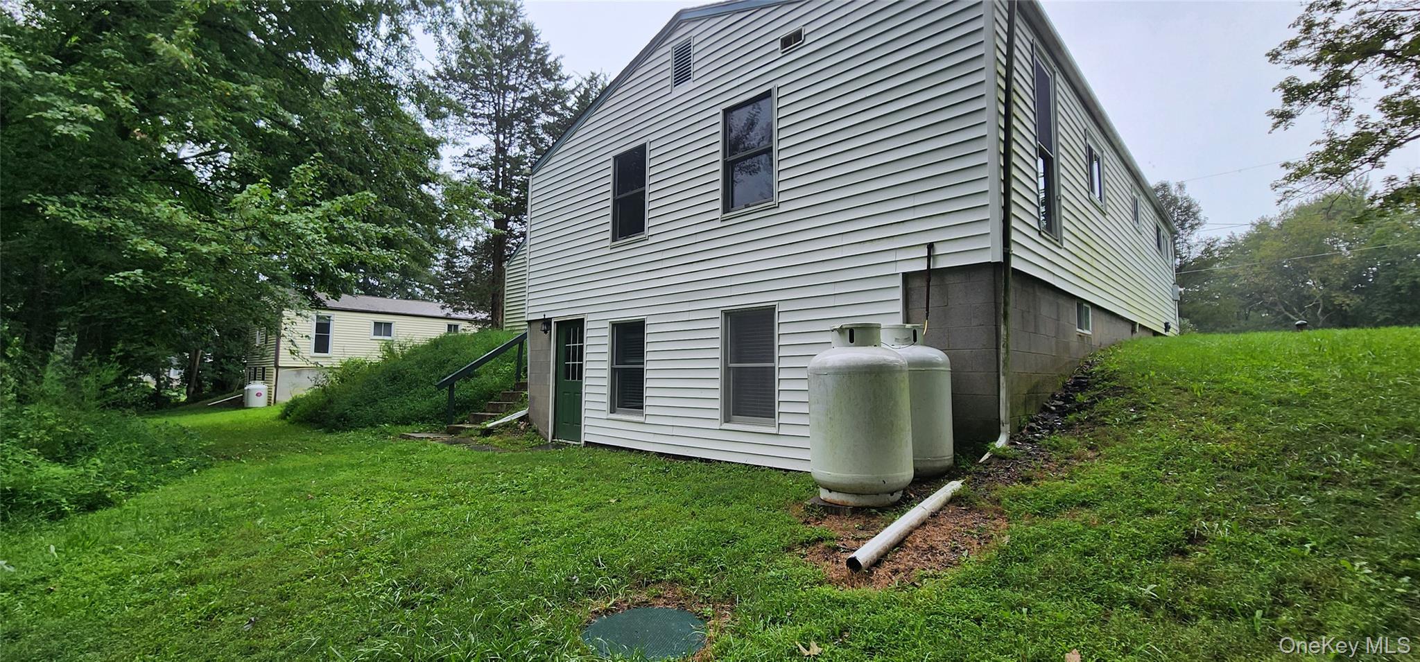 48 Gleason Boulevard – For Sale photo 2