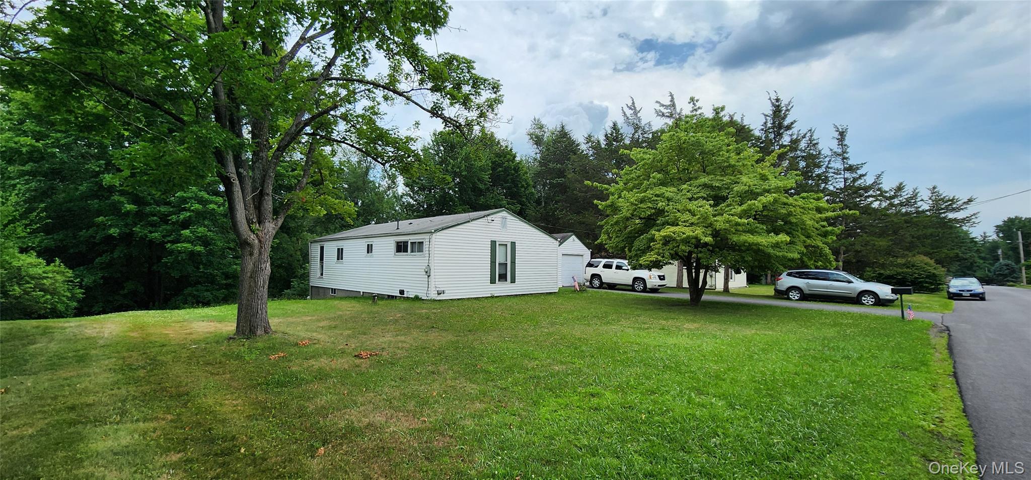 48 Gleason Boulevard – For Sale photo 7