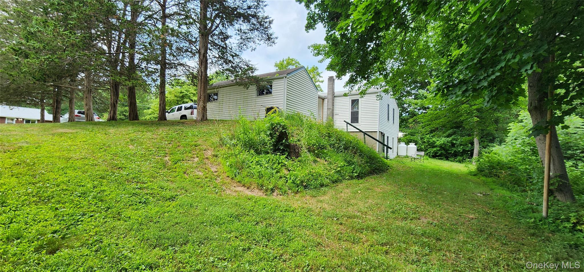 48 Gleason Boulevard – For Sale photo 3