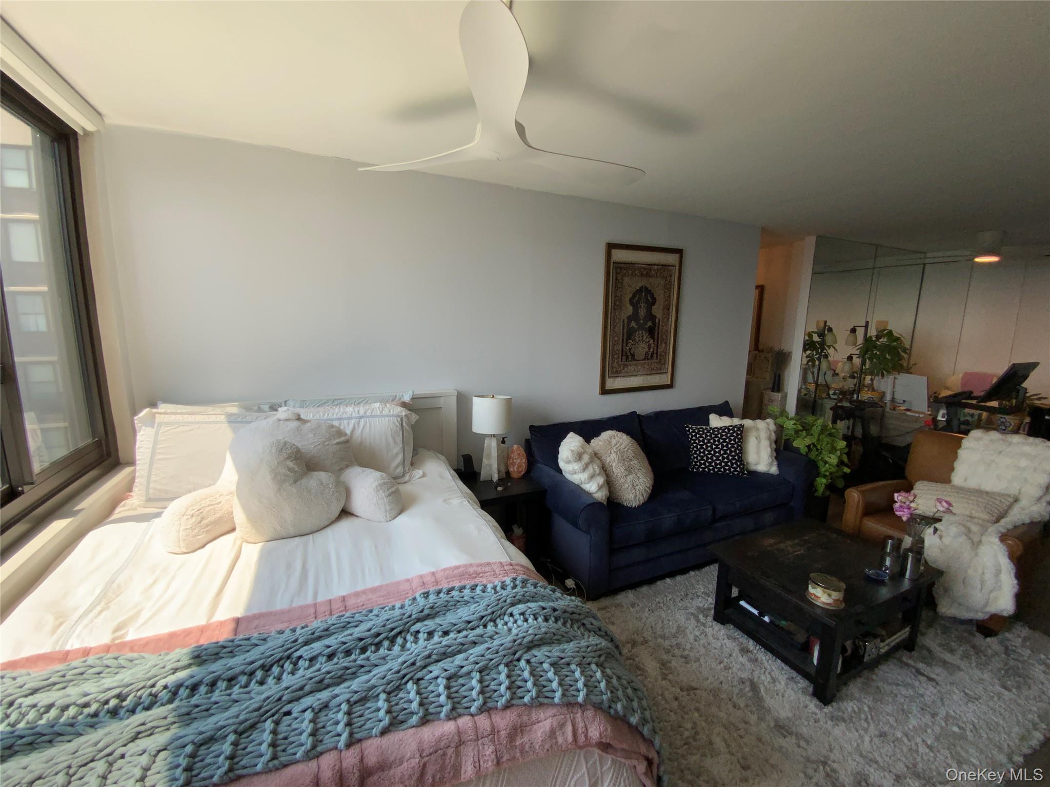 26910 Grand Central Parkway, Unit 31C photo 8