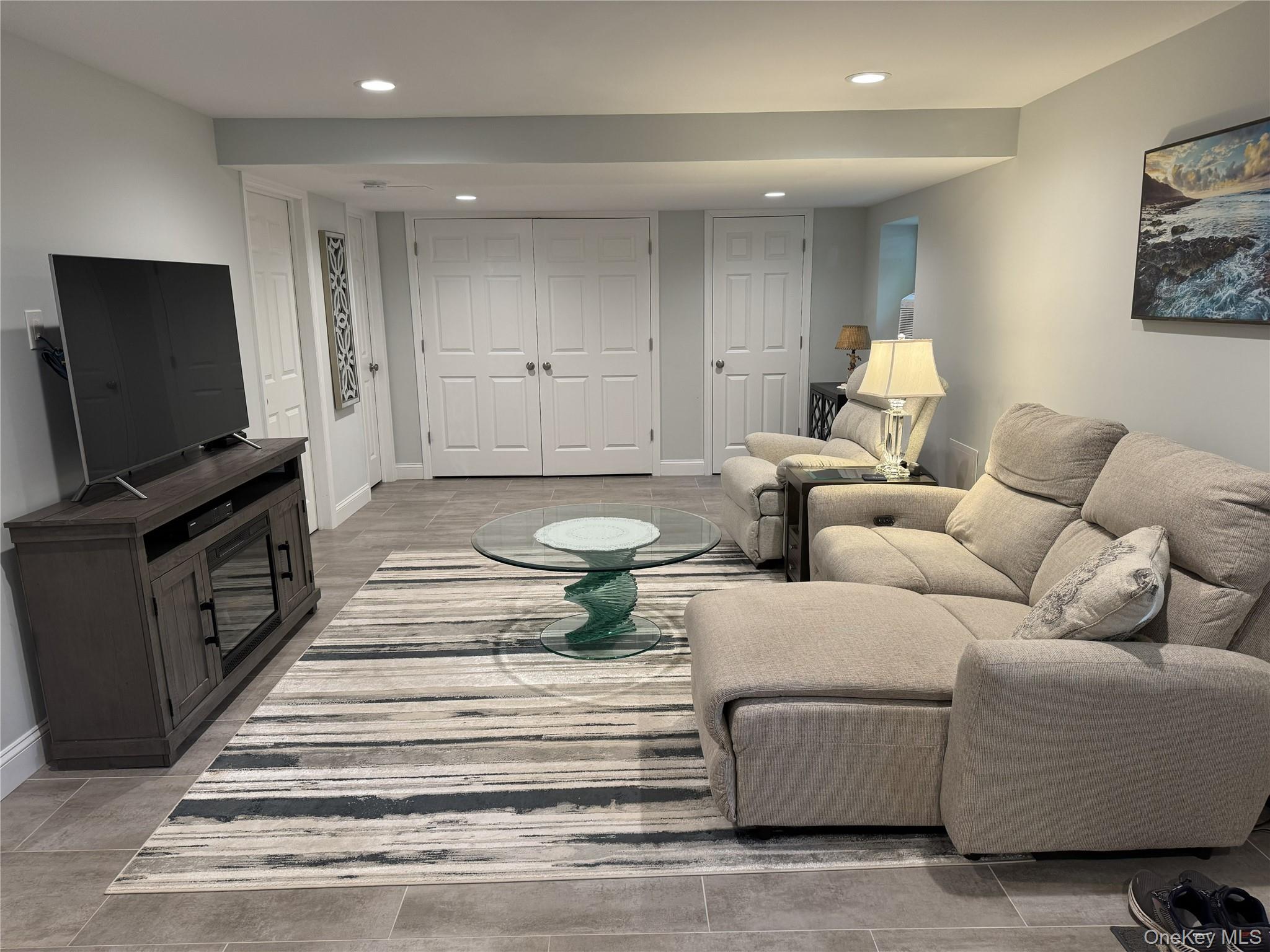 18 Nicole Court – For Sale photo 2