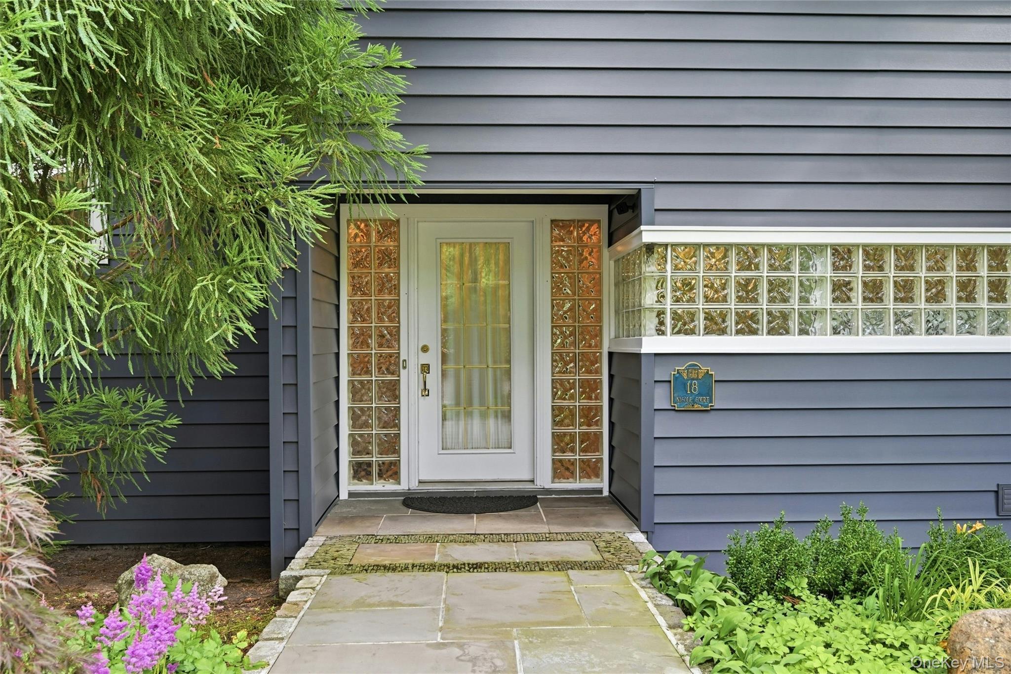 18 Nicole Court – For Sale photo 3