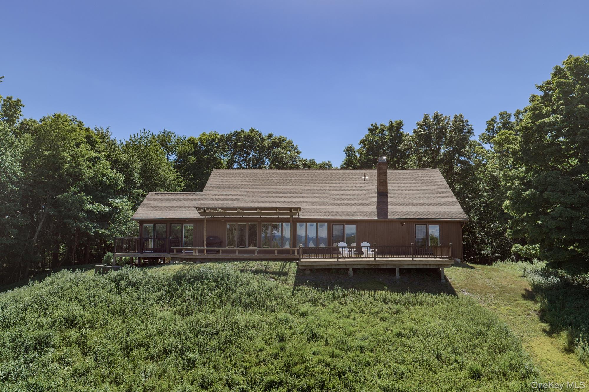 572 Hicks Hill Road – For Sale