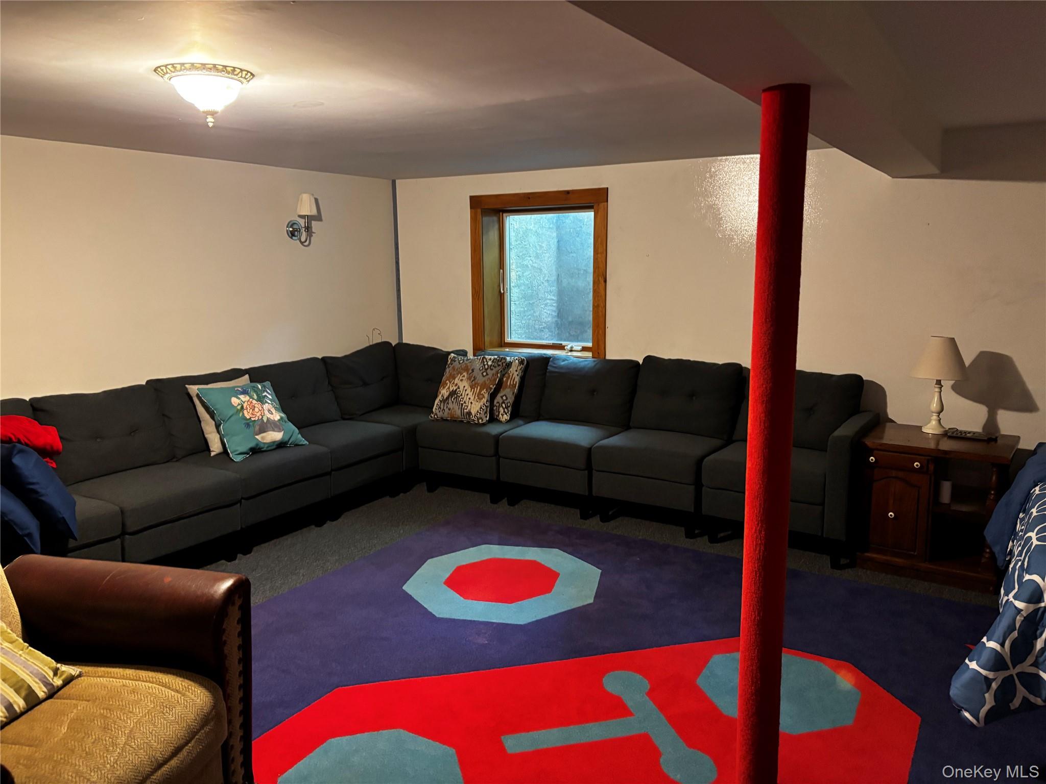 17 Columbine Avenue S – For Rent photo 30