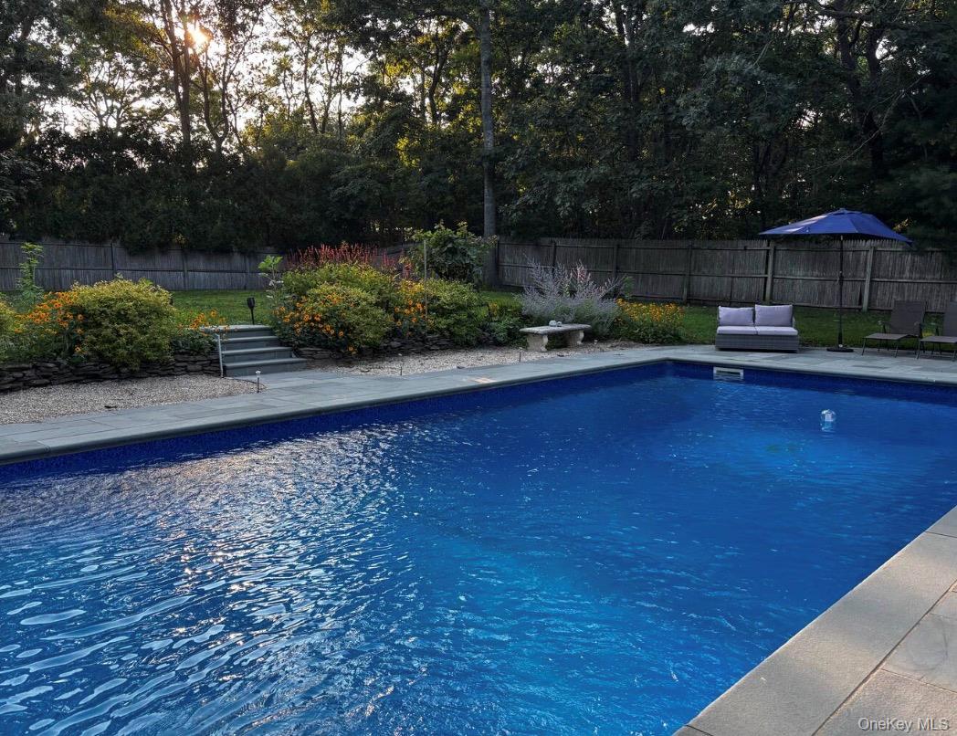 17 Columbine Avenue S – For Rent photo 36