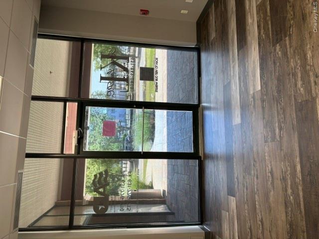 40 Peconic Avenue, Unit 34B photo 2