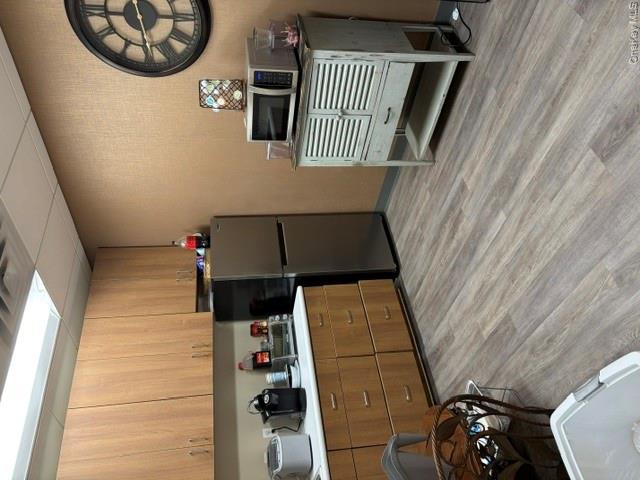 40 Peconic Avenue, Unit 34B photo 5