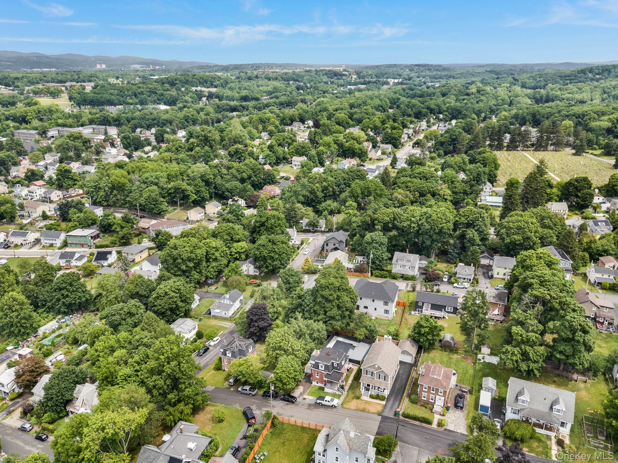 10 Robinson Street – For Sale photo 41