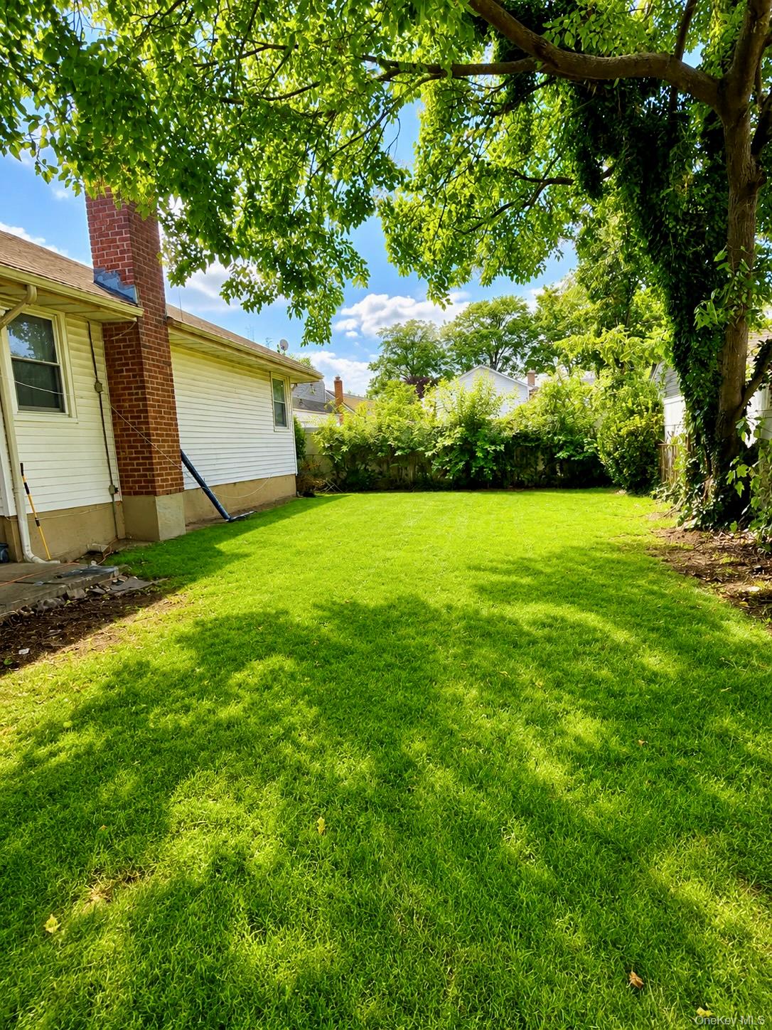 171 Allen Street – For Sale photo 9