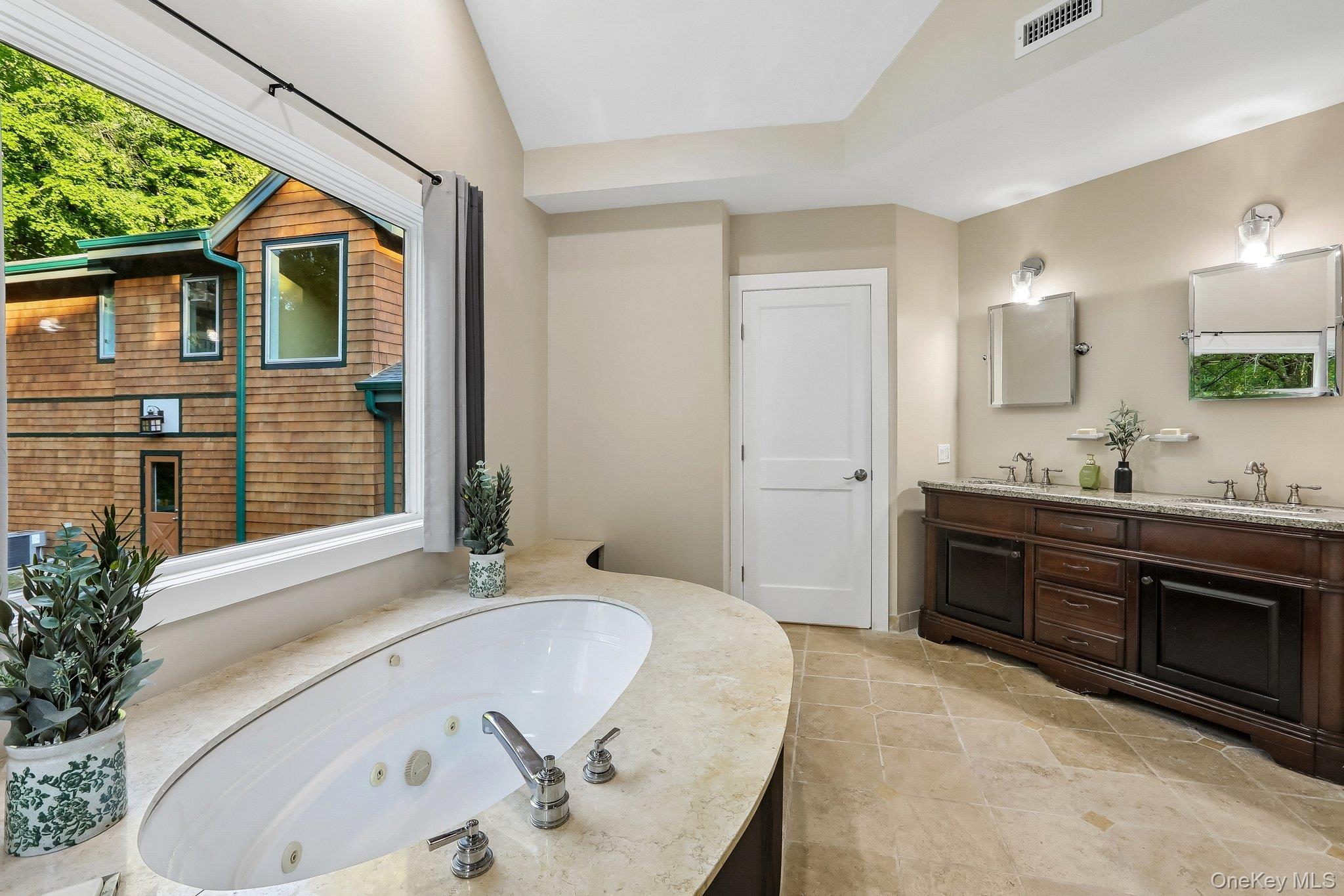 37 West Lane – For Sale photo 35