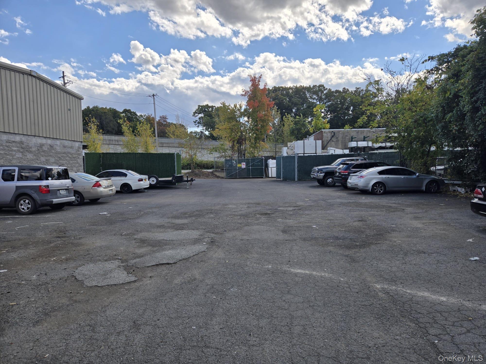 747 W Nyack Road – For Rent photo 2