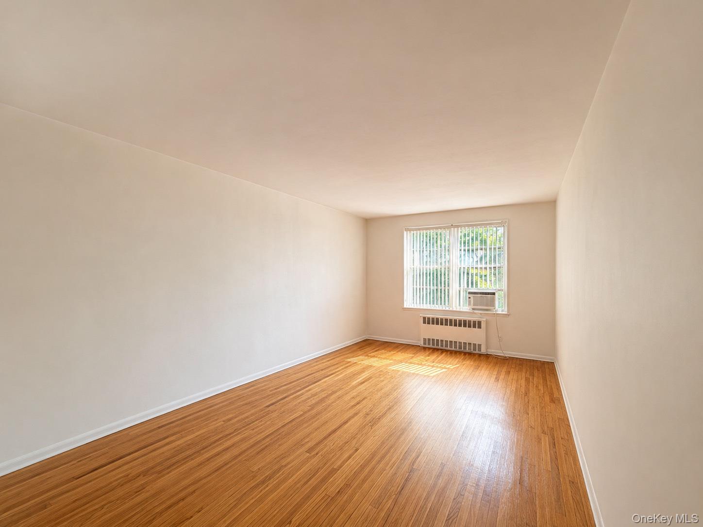 6385 Woodhaven Boulevard, Unit 5A2 photo 3