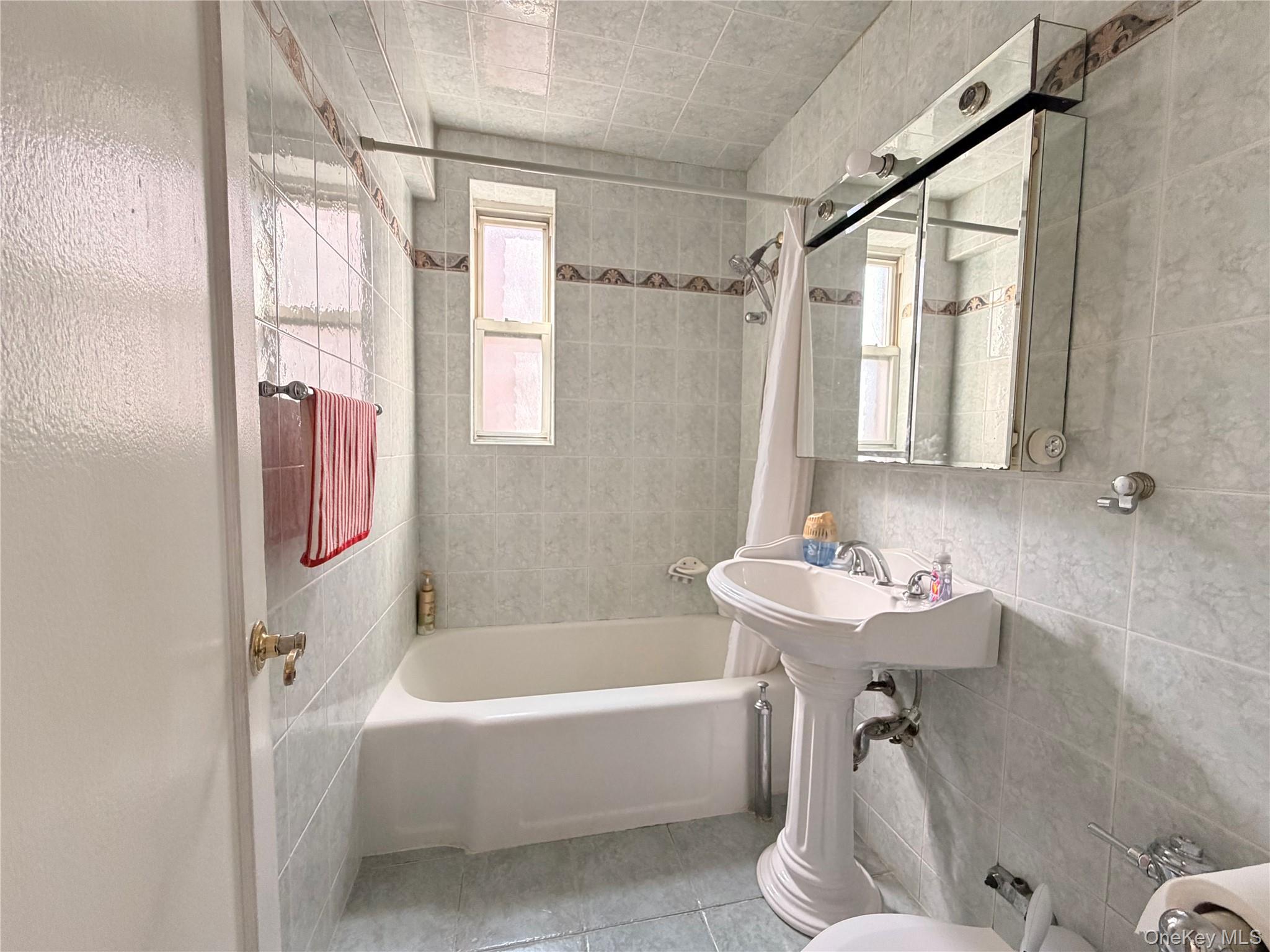6385 Woodhaven Boulevard, Unit 5A2 photo 12