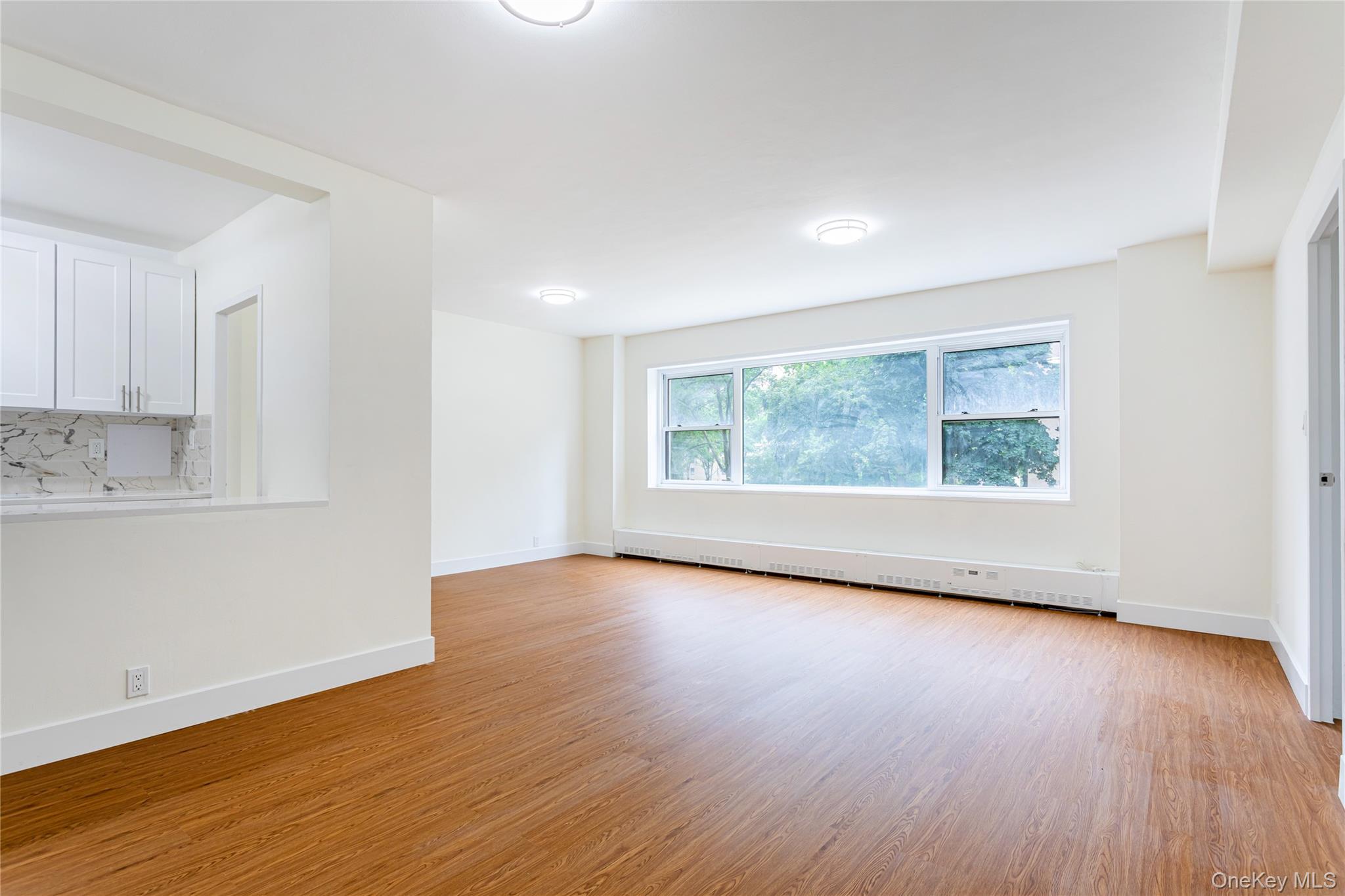 6 Fordham Hill Oval, Unit 2G photo 8