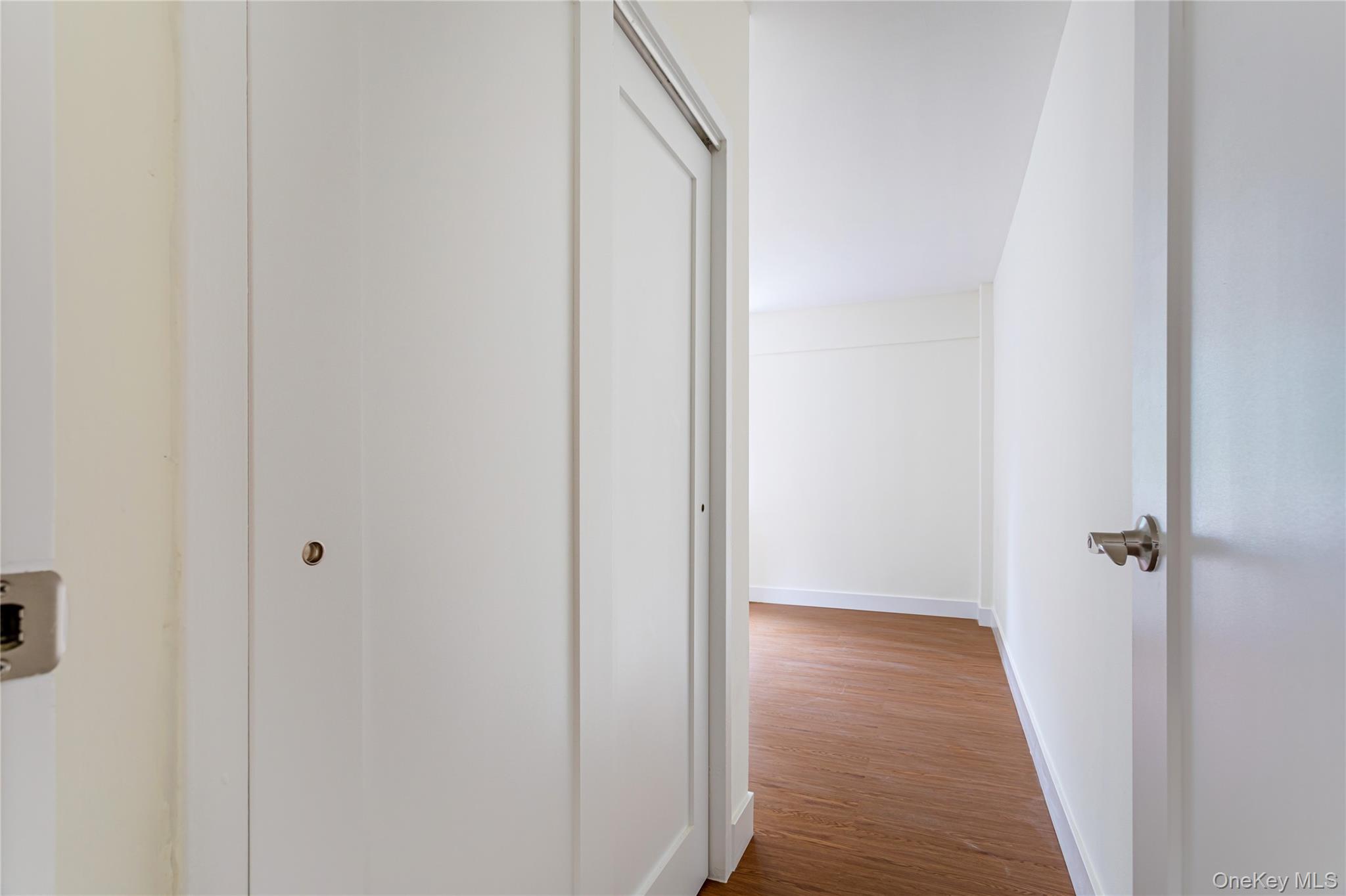 6 Fordham Hill Oval, Unit 2G photo 27