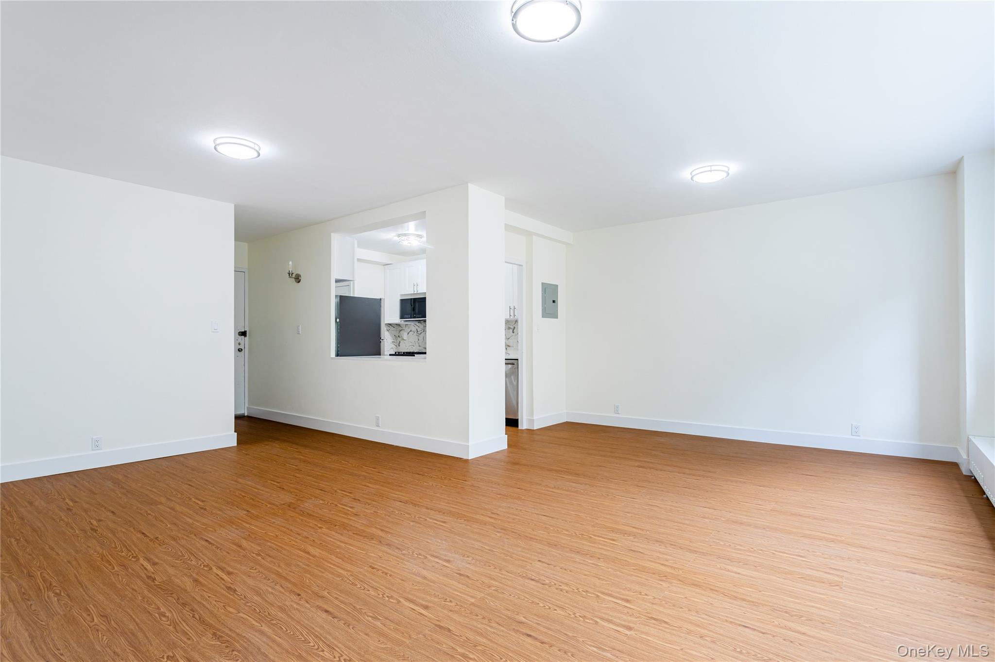 6 Fordham Hill Oval, Unit 2G photo 11